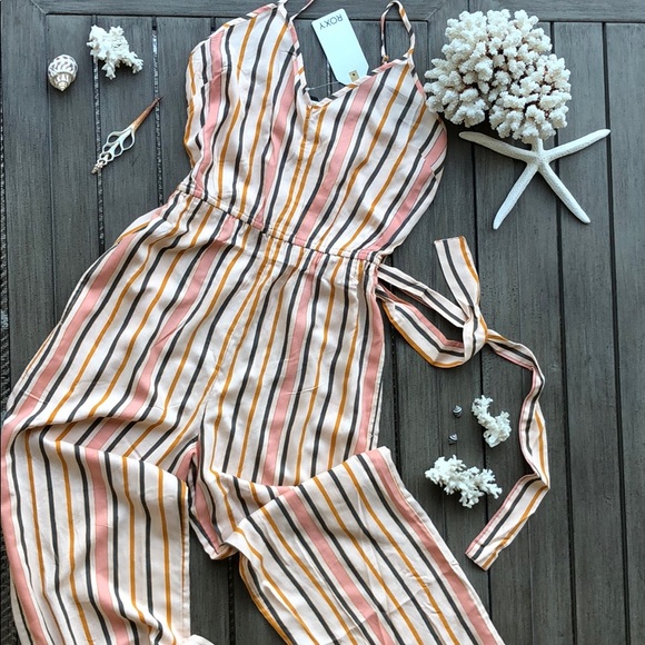 🌴🌼ROXY- CHA CHA FOR NOW WOVEN JUMPSUIT🌼🌴 - Picture 2 of 16